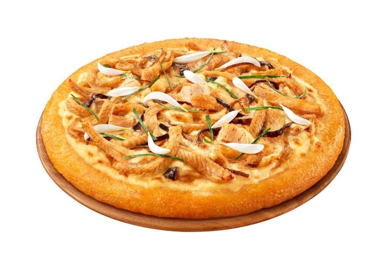 ピザハットが香港で、ヘビの肉をトッピングしたピザを売り出した/Pizza Hut